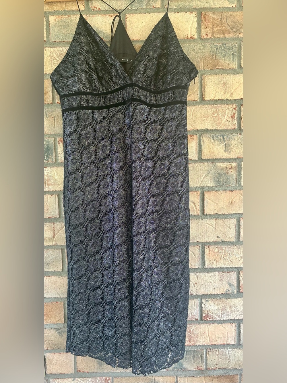 The Limited Black Lace Dress Size 10 Sleeveless V-Neck Elegant Knee Lenght